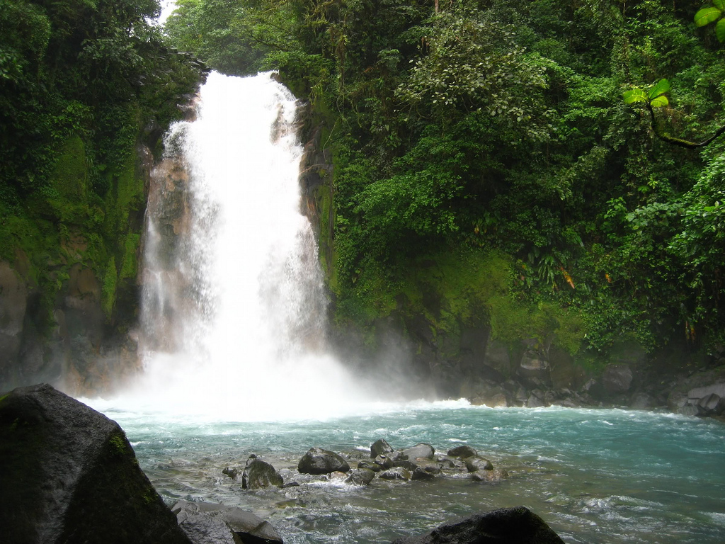 Rio Celeste Wasserfall