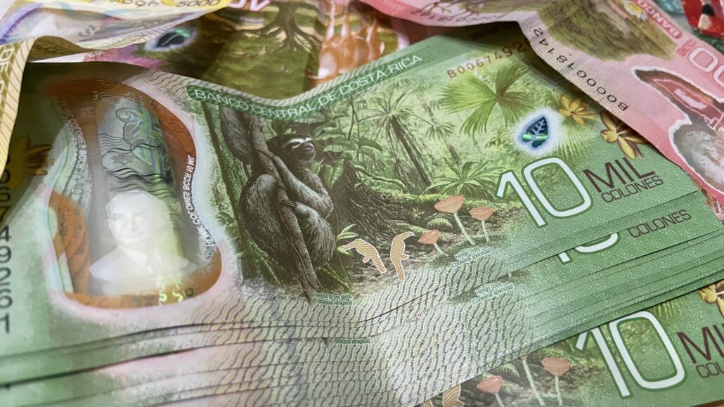 Banknoten Costa Rica | Foto: Marc Tschallener